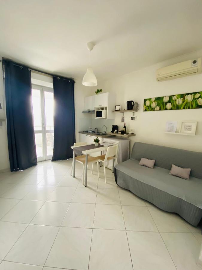 Vesucharme Flat Apartment Naples Luaran gambar